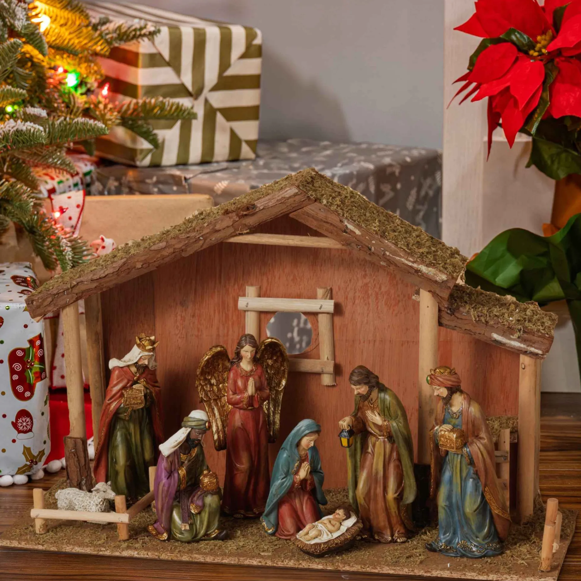 Gerson International Tabletop Items*9 Piece Traditional Religious Nativity Scene With Moss Stable