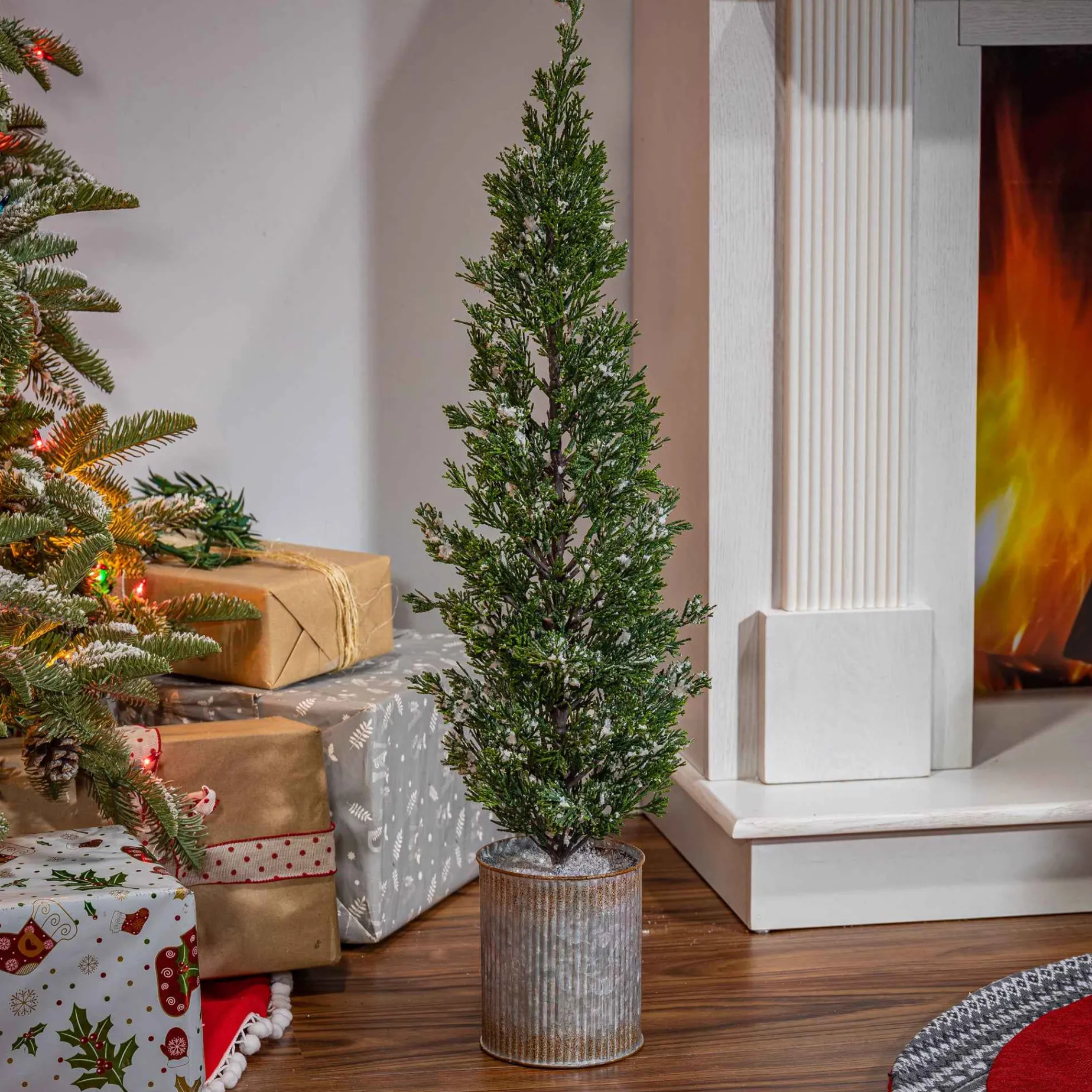 Gerson International Tabletop Items*35-In H Snowy Pine Tree In Tin Pot