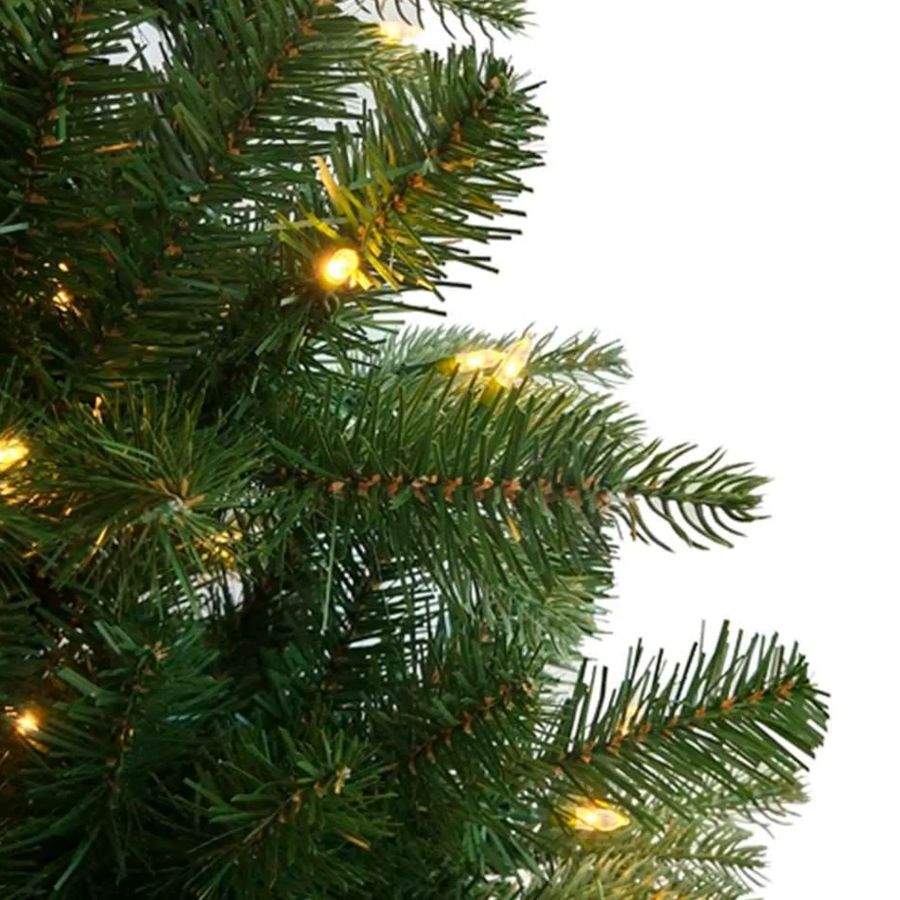 Kurt Adler Pre-Lit Trees* 7-Foot Pre-Lit Led Studio Spruce Tree