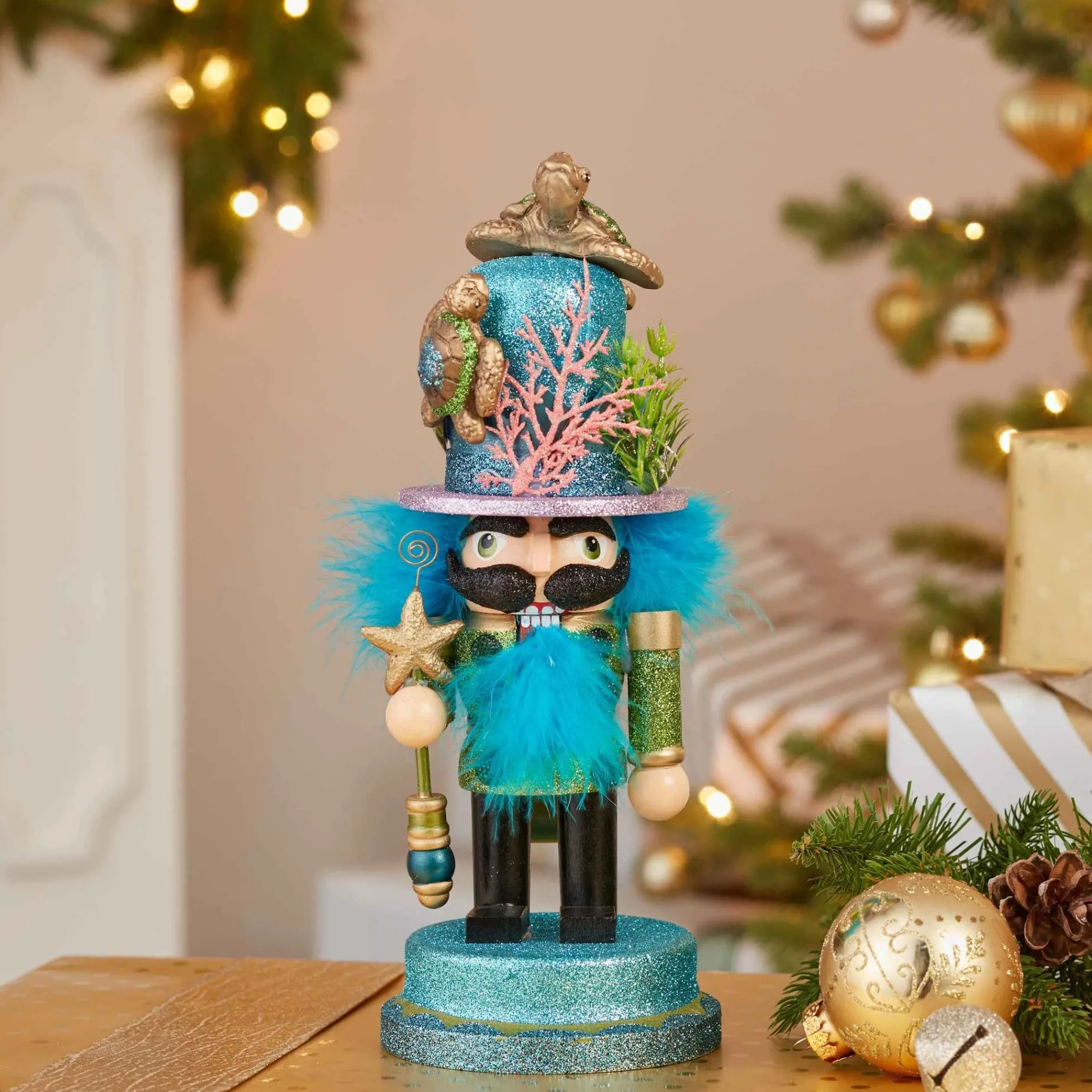 Kurt Adler Tabletop Items* 11-Inch Hollywood Nutcracker With Sea Turtle Hat