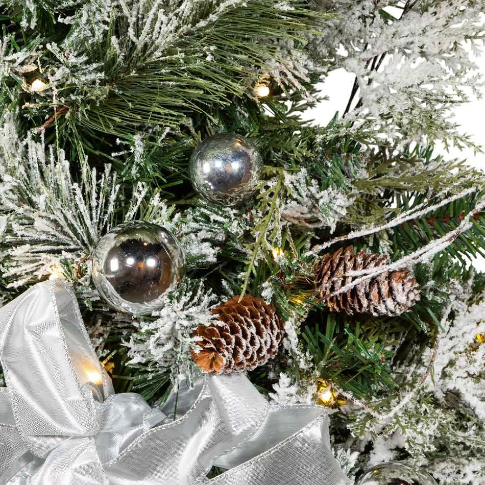 Kurt Adler Pre-Lit Trees* 26-Inch Pre-Lit Snowy Silver Wall Tree