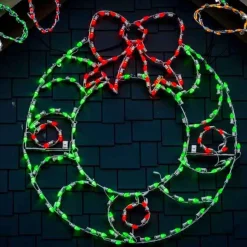 Brite Ideas Lawn And Outdoor Decor*Led C7 Wreath W/ Berries #Led-C7Wrb200
