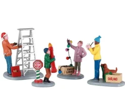 Lemax Village Collection Figurines* Getting Ready To Decorate, Set Of 4 Figurine #12030