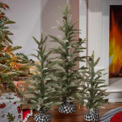 Gerson International Tabletop Items*Set Of 3 Farmhouse Christmas Trees With Black And White Plaid